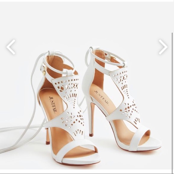 White heels - Picture 2 of 3